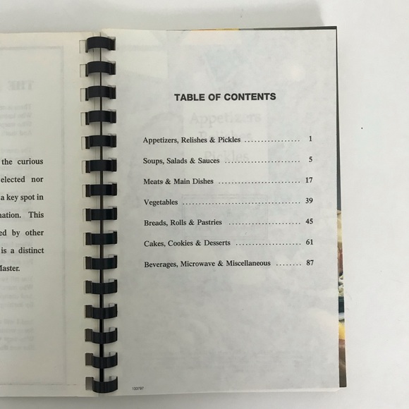 Lot of 3 Vintage Cookbook Pamphlets Wilton Karo - Picture 3 of 8